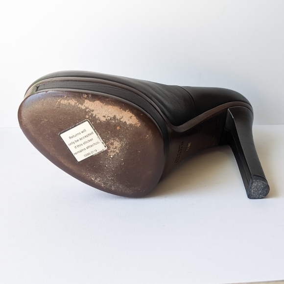 GUCCI Black Leather Platform Pumps/Heels, Round Closed Toe, size US 8.5/EU 38.5 - Picture 9 of 11